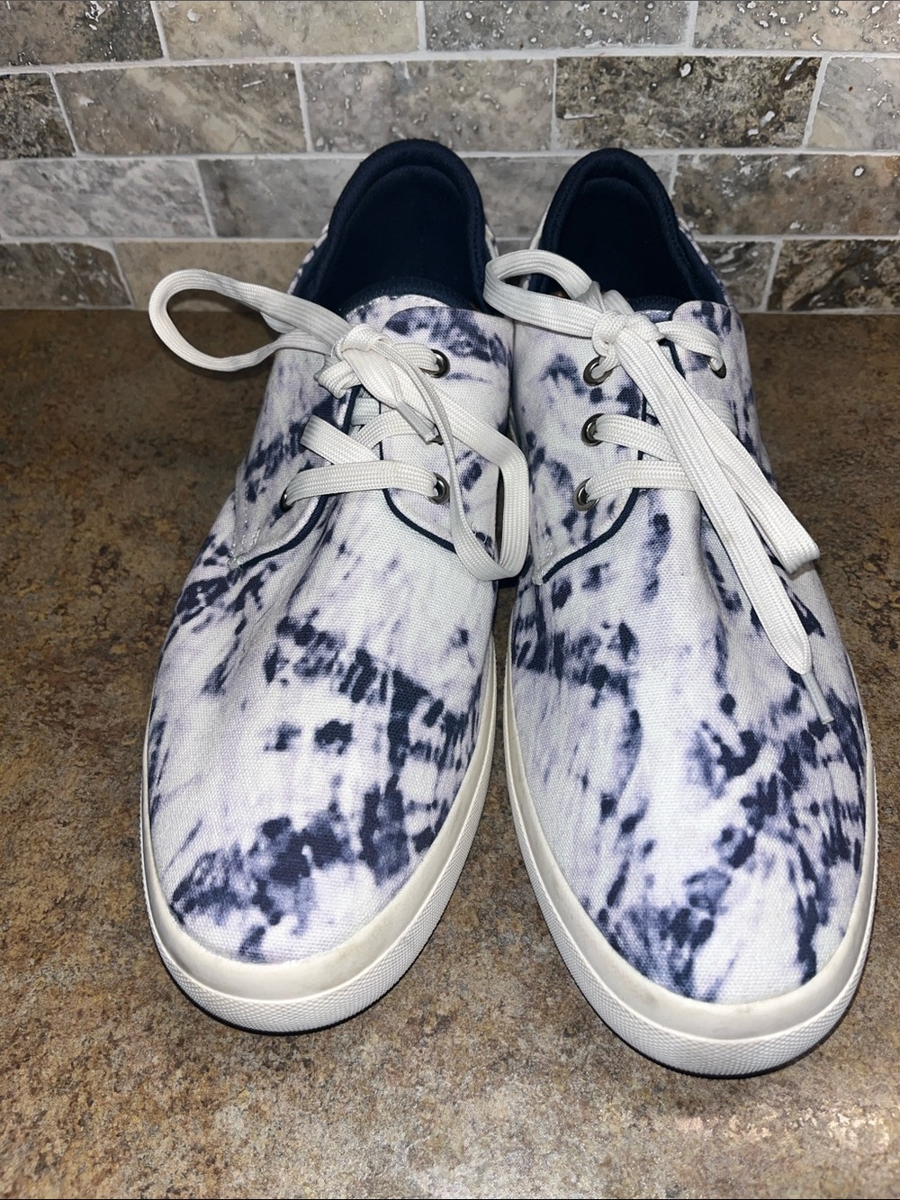 Sun+Stone Men’s Blue Tie-Dye Canvas Sneakers, size 11.5, NWOT
